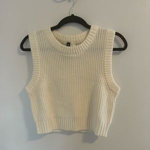 H&M cropped knit vest